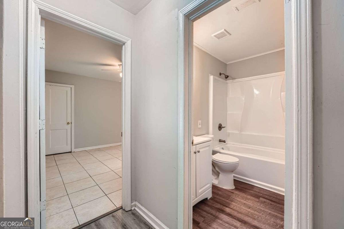 2275 Old Spring Road Smyrna - 24