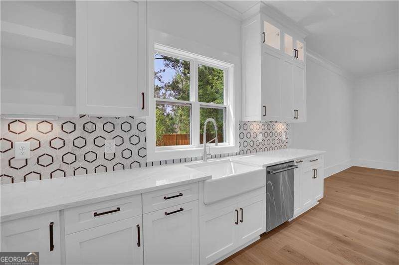 6107 Harleston Road Sandy Springs - 7