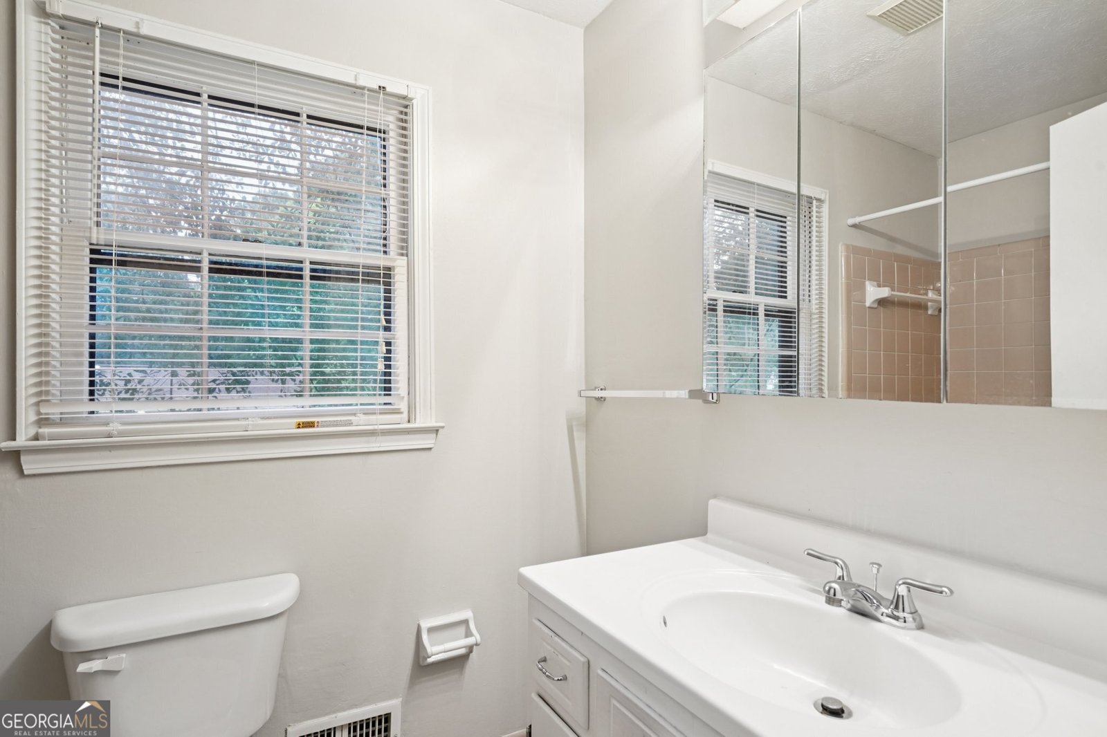 4238 Rue Saint Michel Stone Mountain - 4