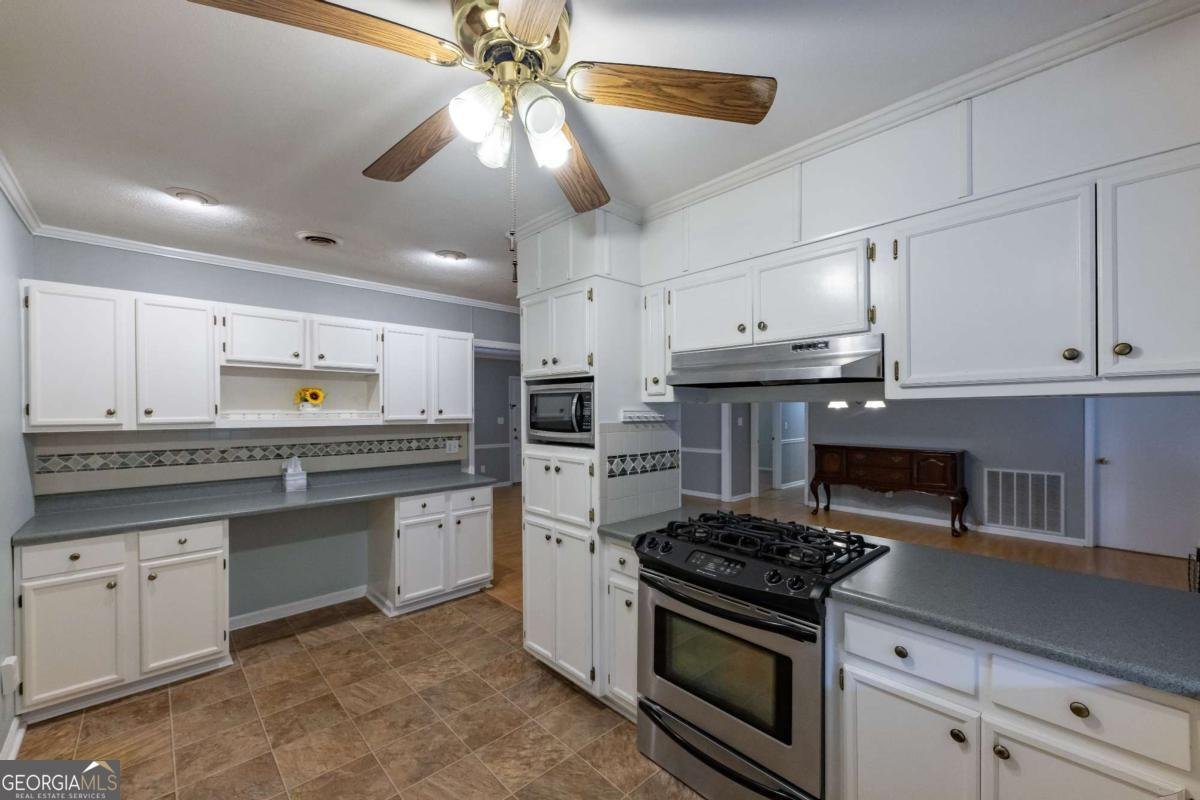 675 Mountain View Drive Thomaston - 17