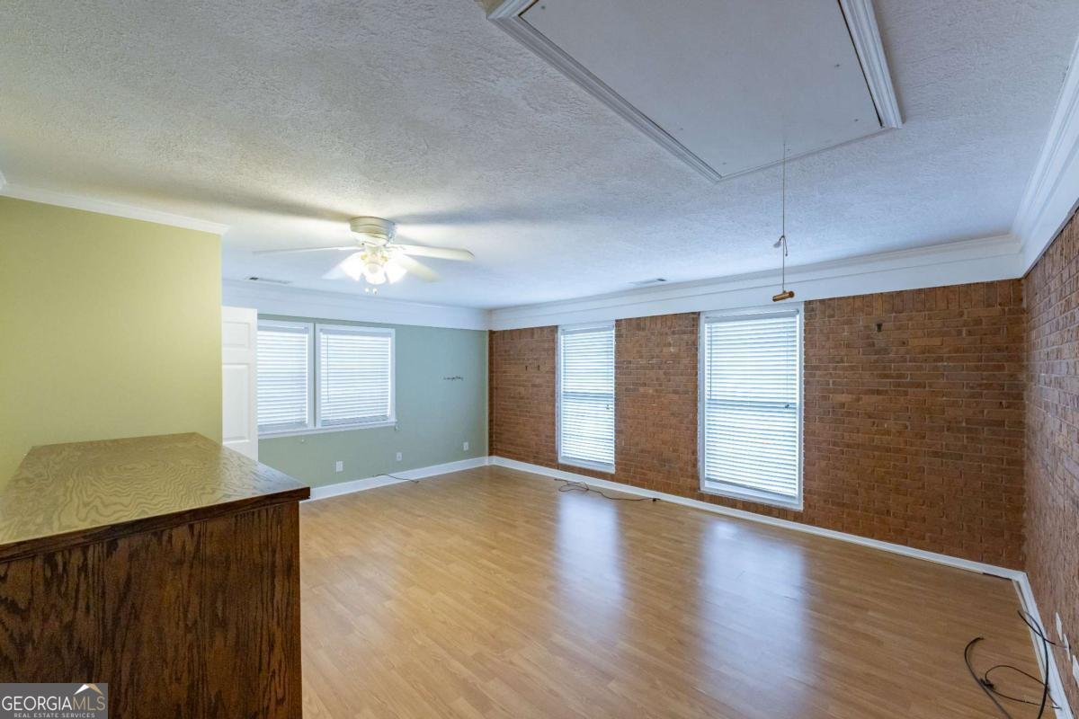 675 Mountain View Drive Thomaston - 34