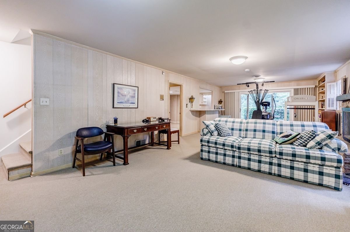 1130 Kingston Drive Atlanta - 23