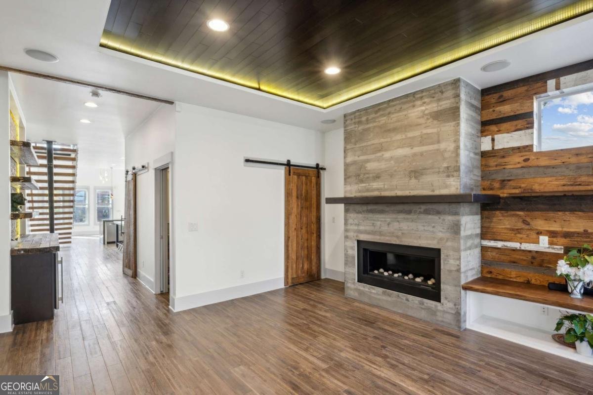 560 JOHN WESLEY DOBBS Avenue Atlanta - 17