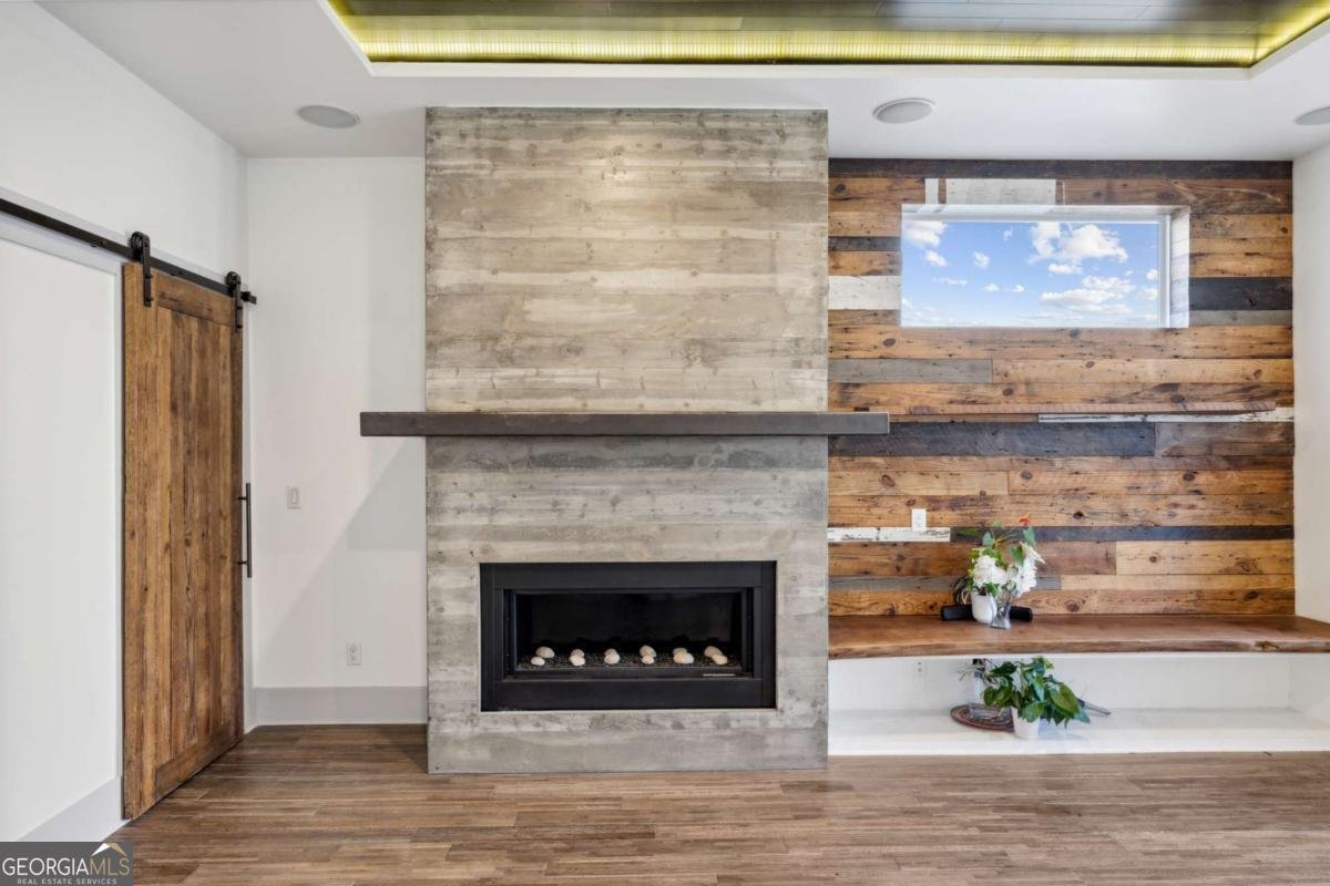 560 JOHN WESLEY DOBBS Avenue Atlanta - 18