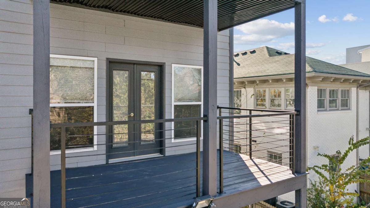 560 JOHN WESLEY DOBBS Avenue Atlanta - 4