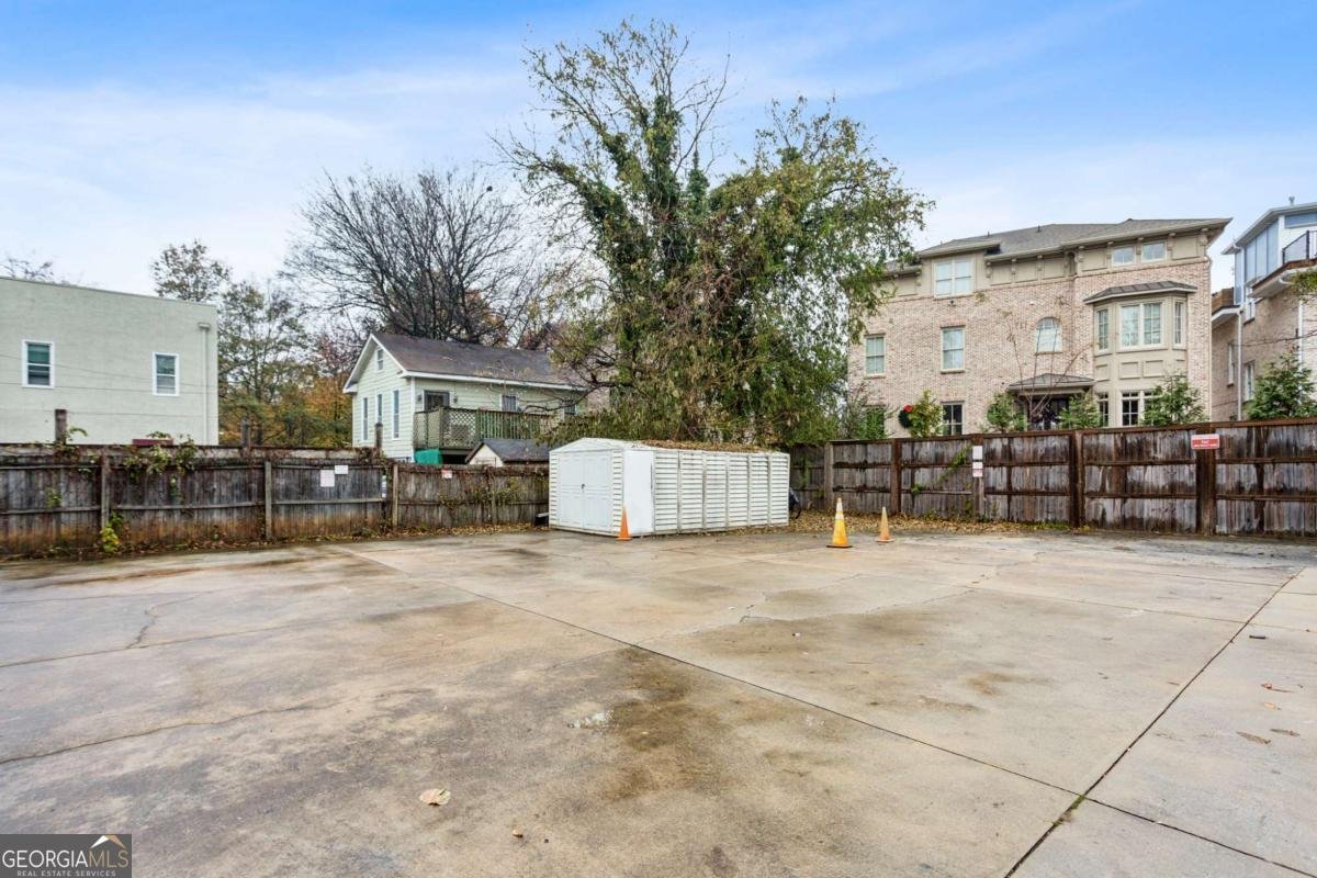 560 JOHN WESLEY DOBBS Avenue Atlanta - 51