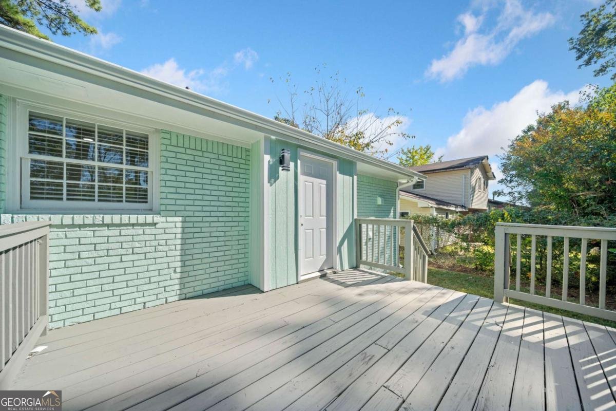 1467 Thompson Place Decatur - 36