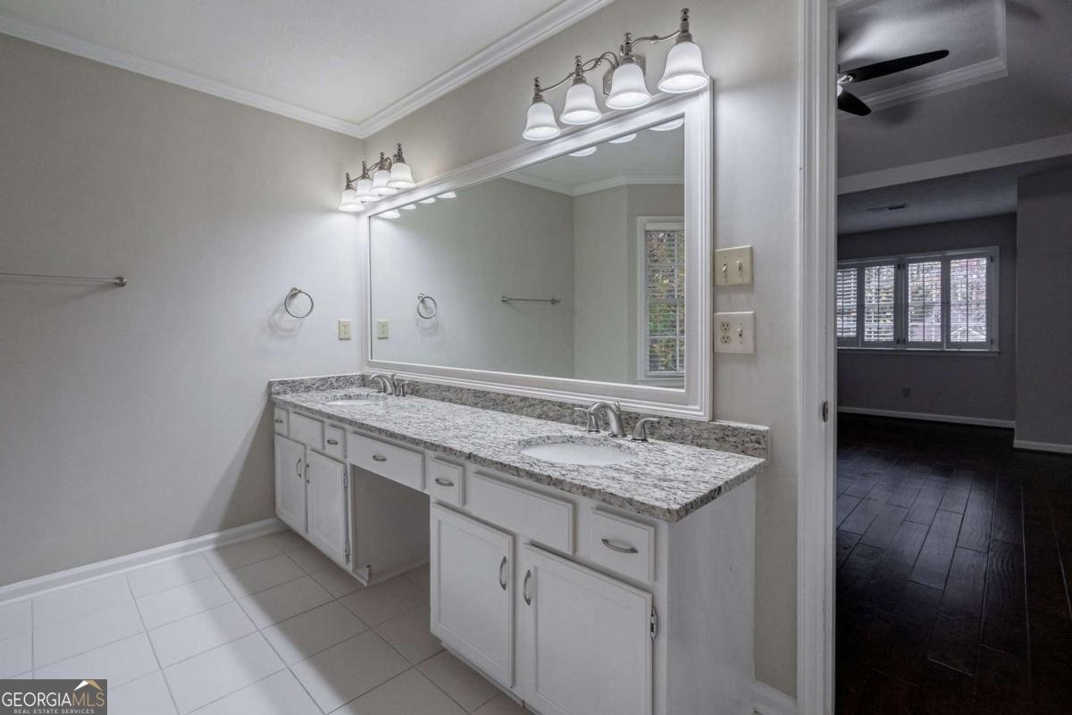 8895 Club River Drive Roswell - 26
