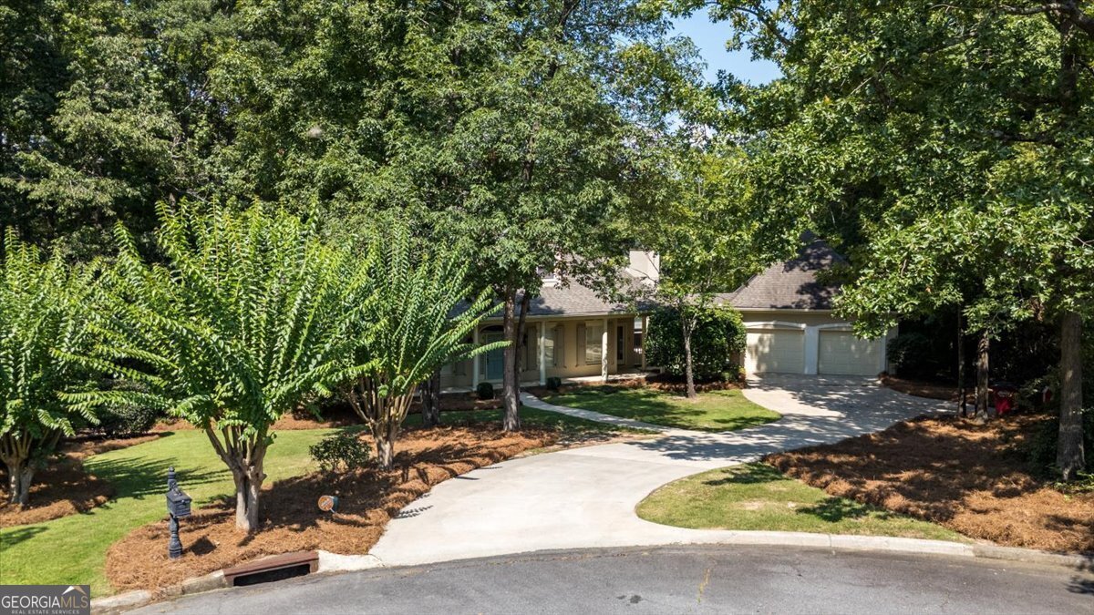 104 Lake Point Drive Macon - 11