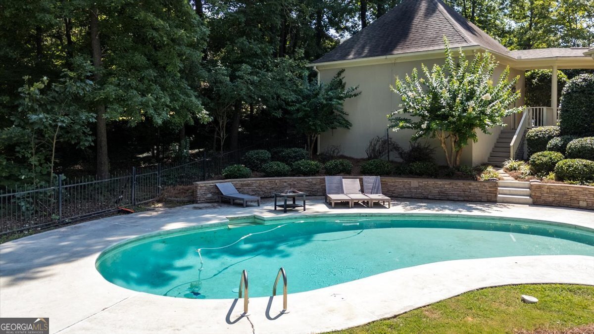 104 Lake Point Drive Macon - 2