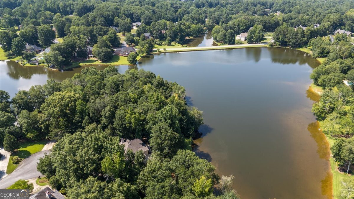104 Lake Point Drive Macon - 37