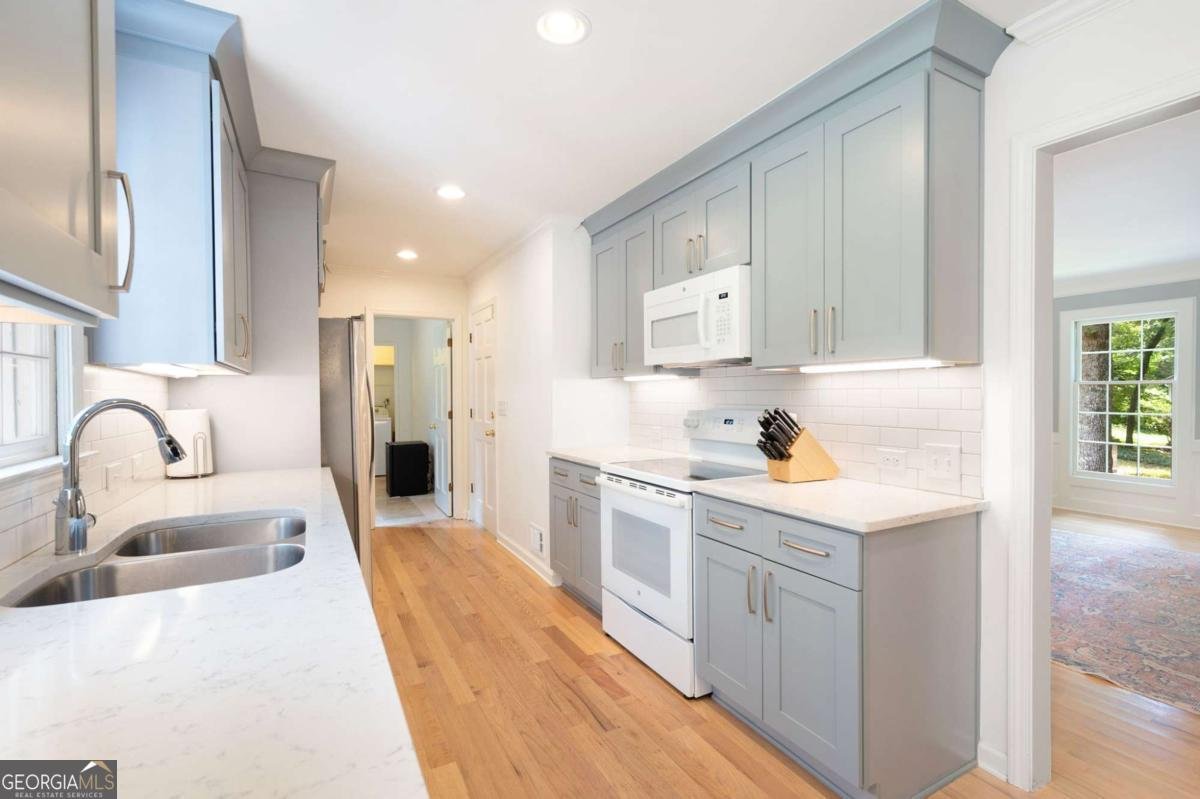 3830 CARLYLE Court Marietta - 14