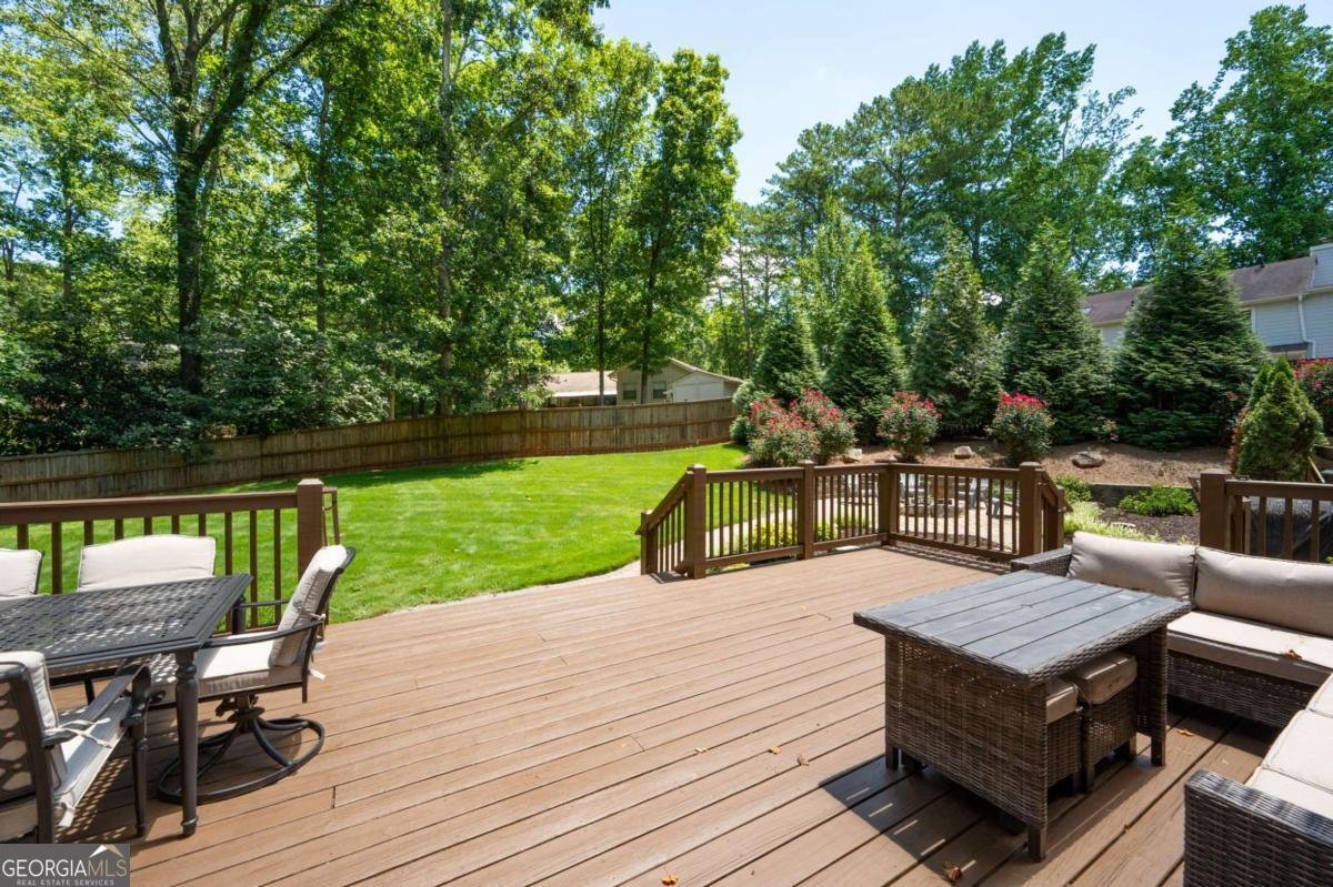 3830 CARLYLE Court Marietta - 32