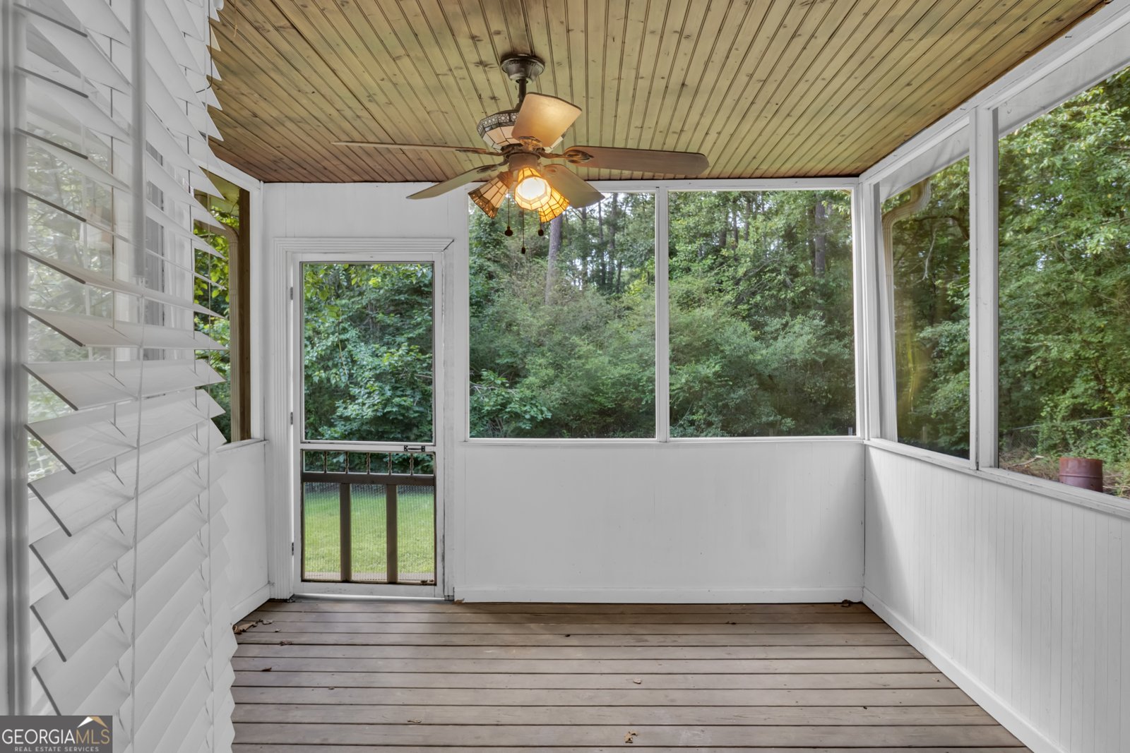125 Lake Picketts Drive Acworth - 17