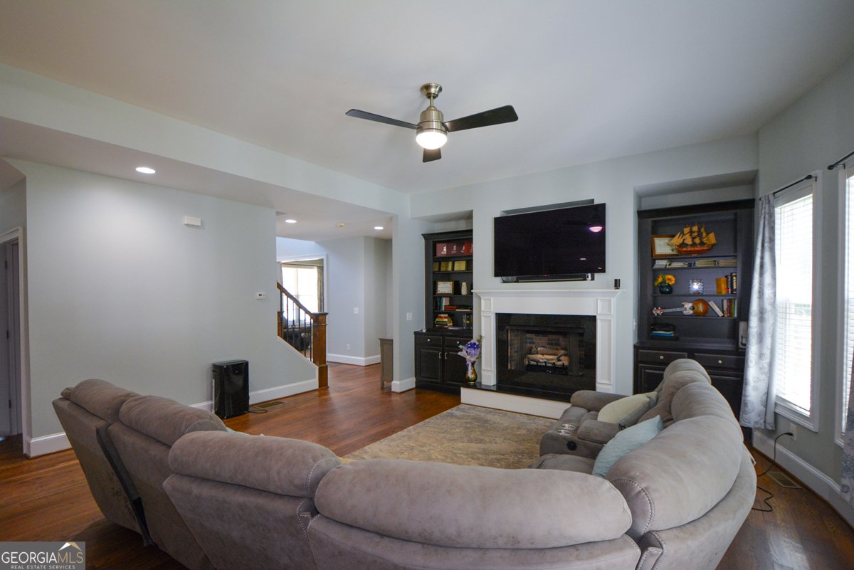 5657 Harbormist Drive Powder Springs - 26