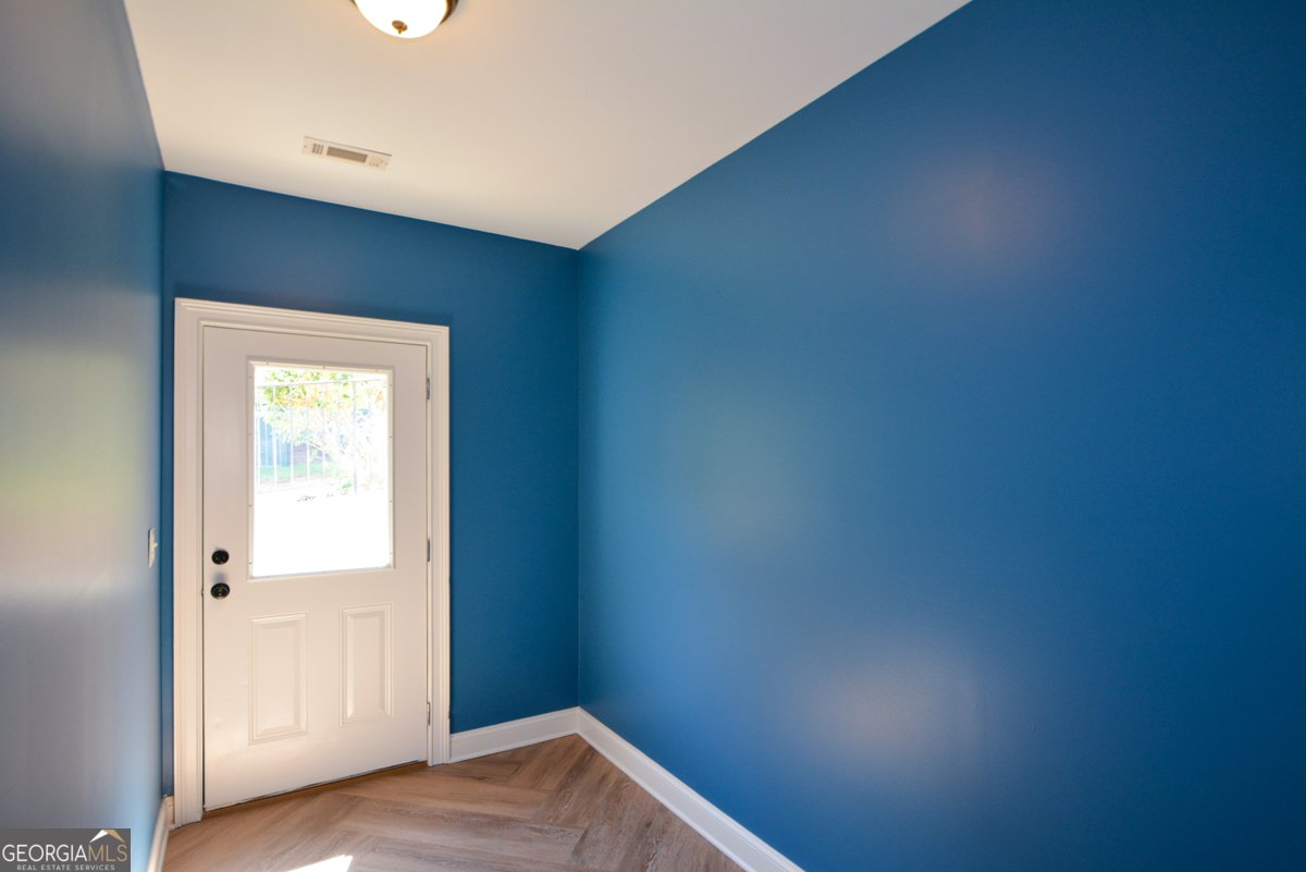5657 Harbormist Drive Powder Springs - 54