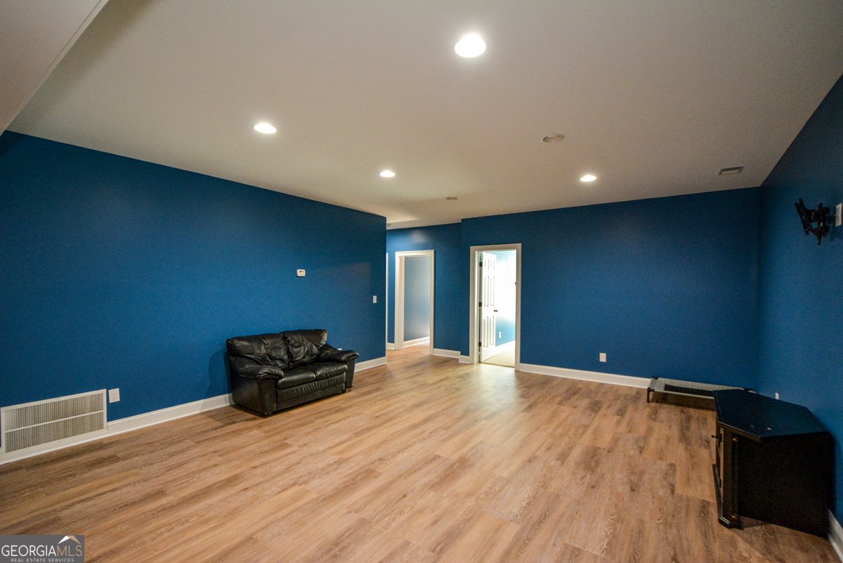 5657 Harbormist Drive Powder Springs - 57