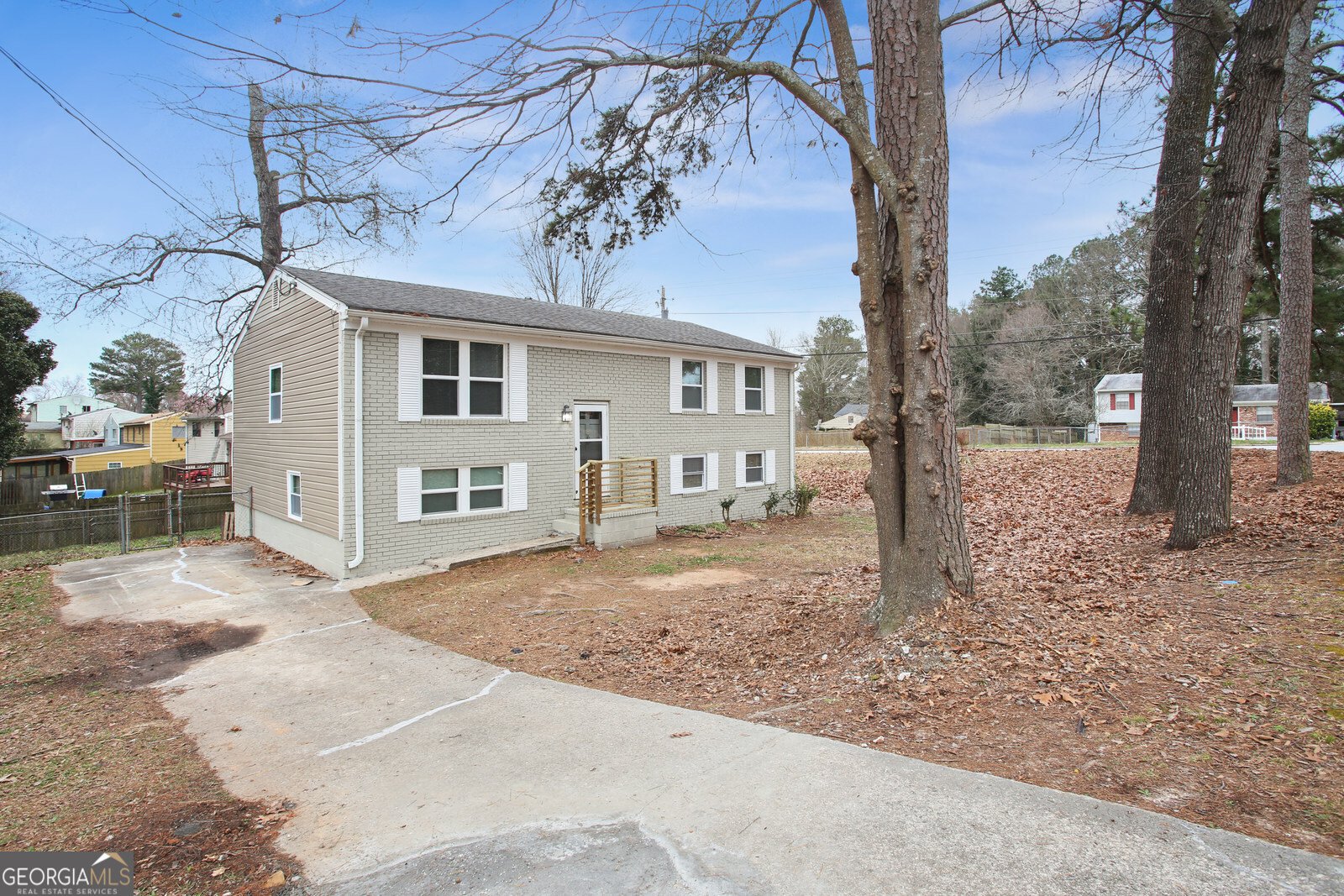 216 Scarsdale Drive Riverdale - 2