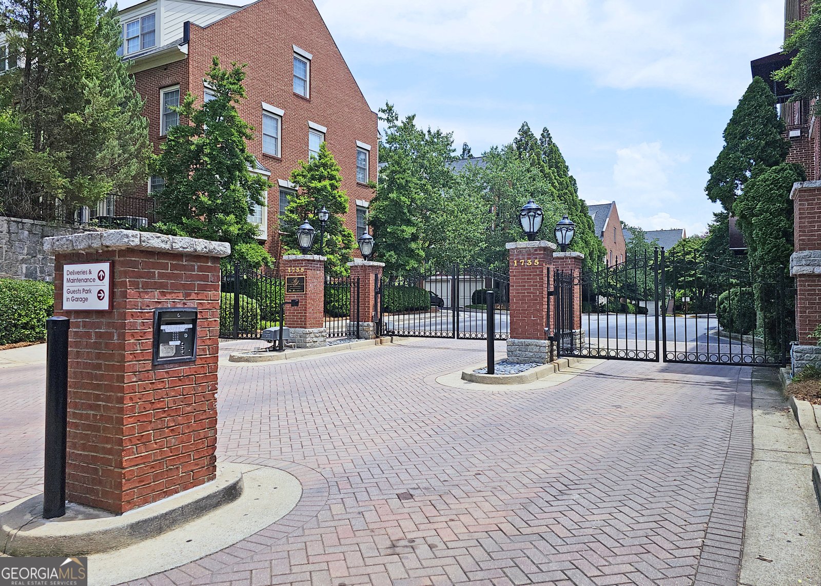 1735 Peachtree Street Atlanta - 26