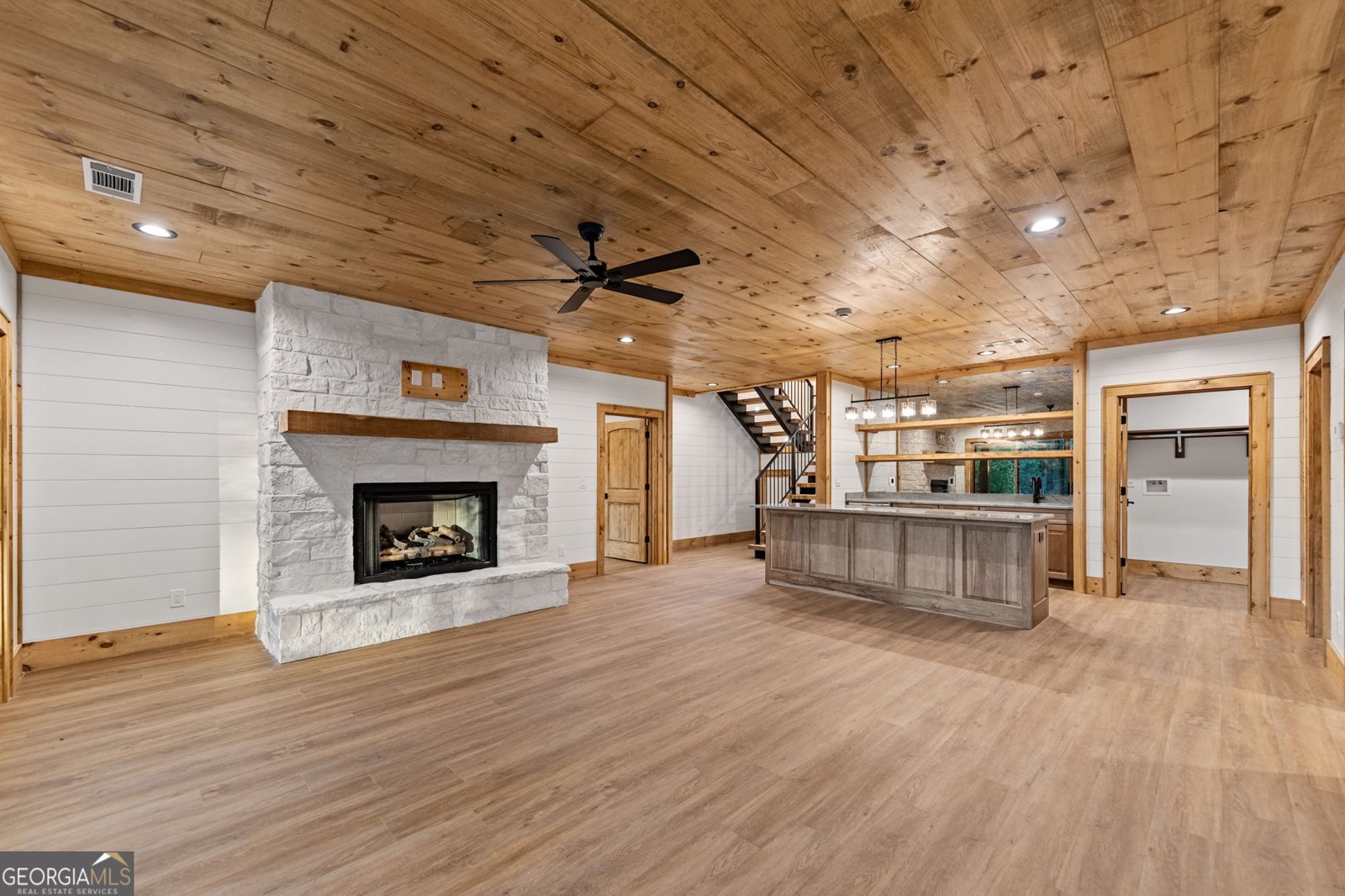 320 Twin Brook Drive Blairsville - 72