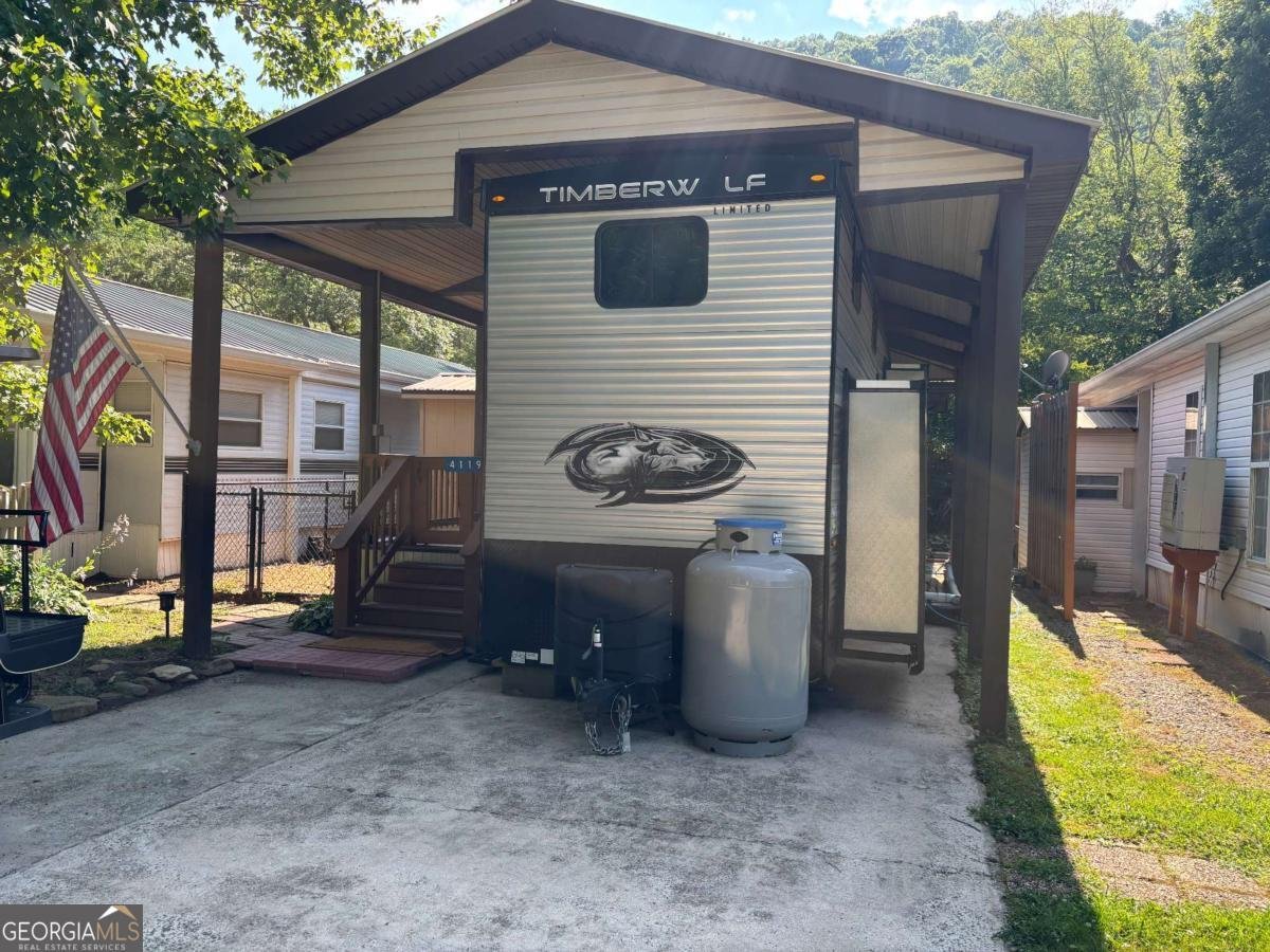 4119 Riverbank Run Hiawassee - 3