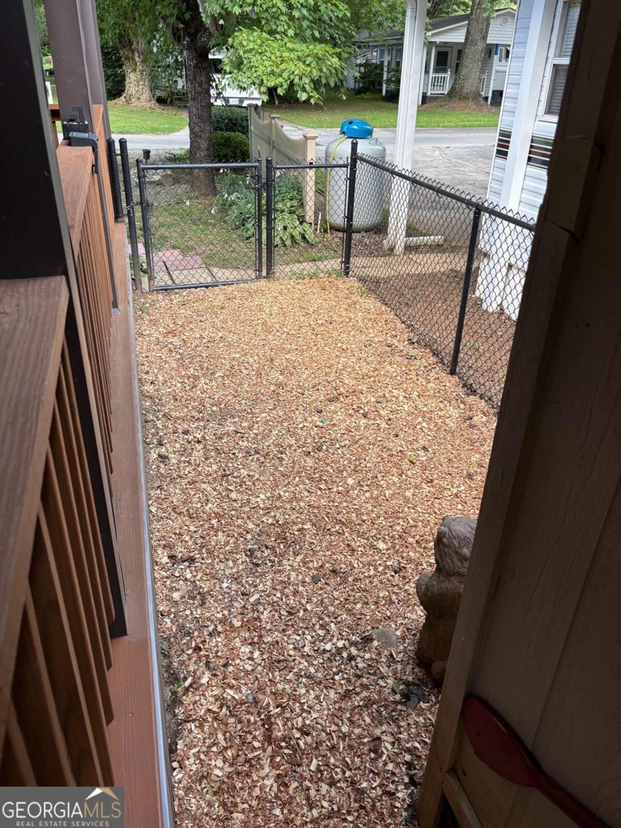 4119 Riverbank Run Hiawassee - 48