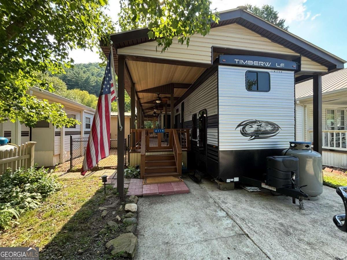 4119 Riverbank Run Hiawassee - 9