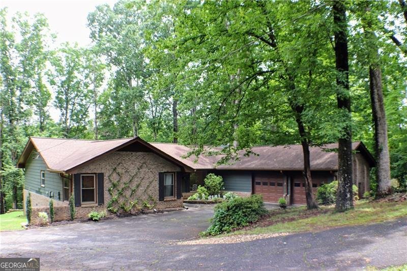 1310 Larkview Drive Lilburn - 1