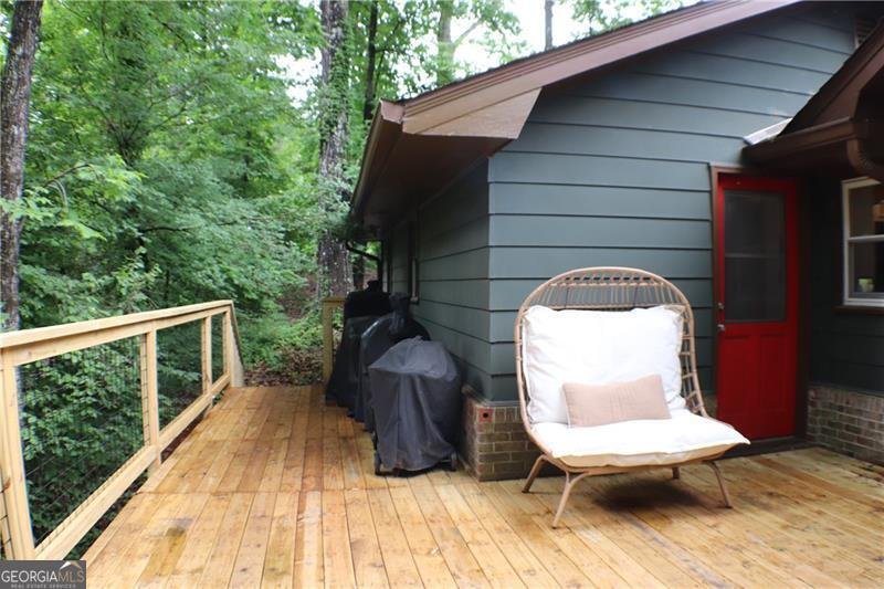 1310 Larkview Drive Lilburn - 33