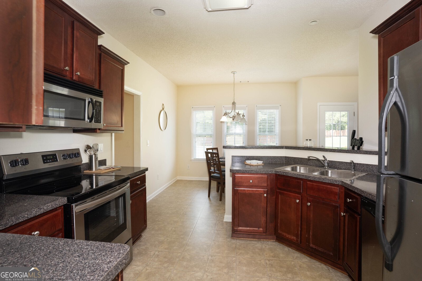 338 Champions Drive Fairburn - 12
