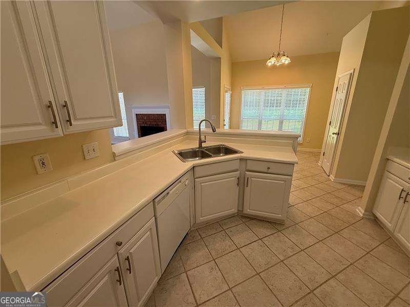 4352 Bond Street Hoschton - 7