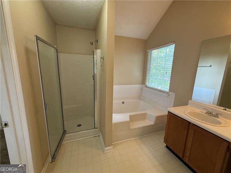 2237 Rocksram Court Buford - 10