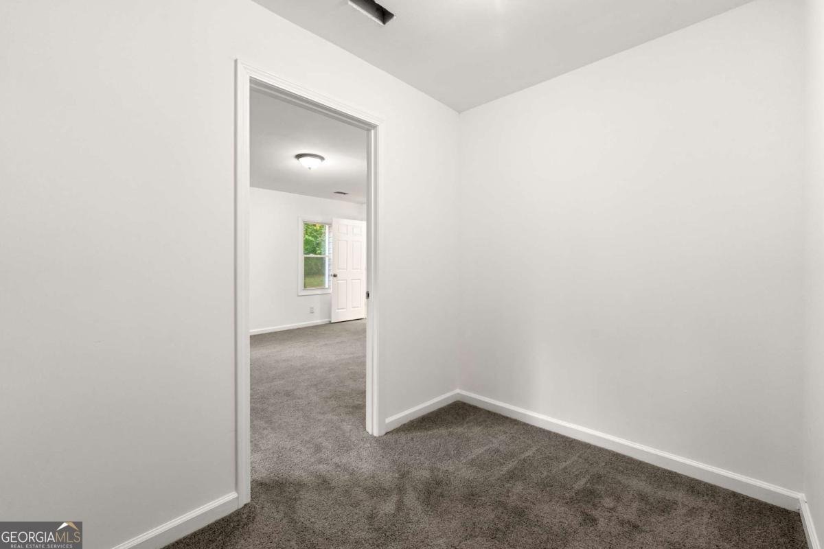 831 Mercury Drive Atlanta - 16