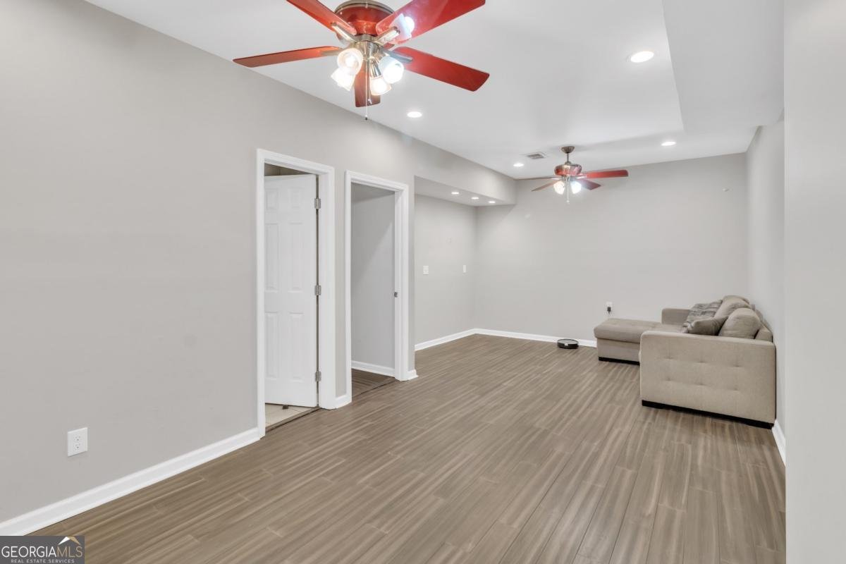 6960 Whispering Oaks Court Stone Mountain - 12