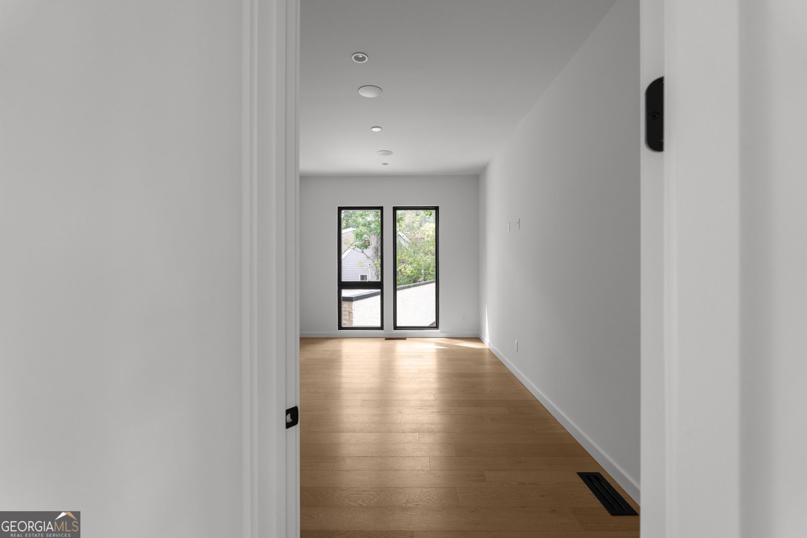 3566 Cantrell Road Atlanta - 50
