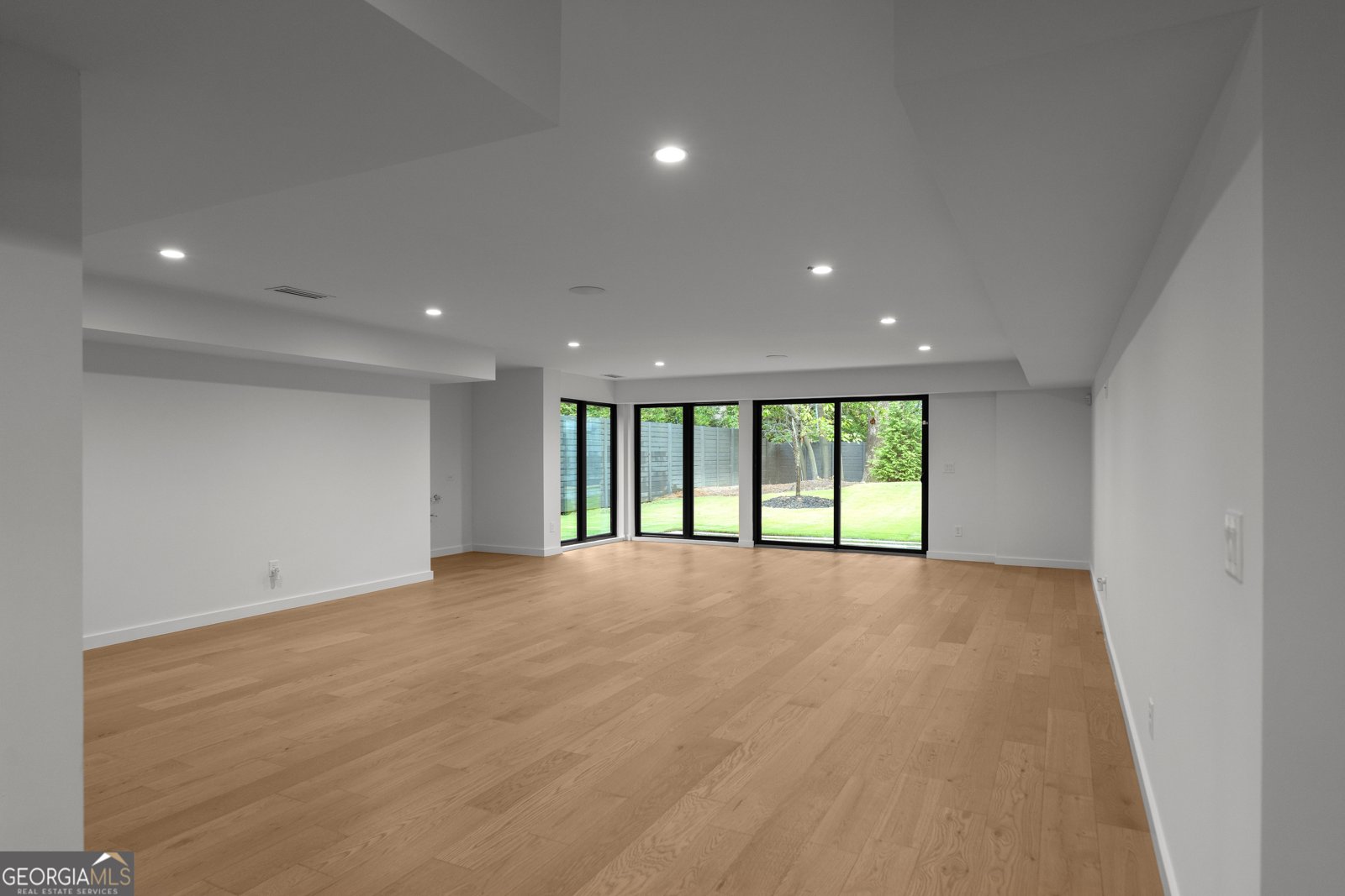 3566 Cantrell Road Atlanta - 59