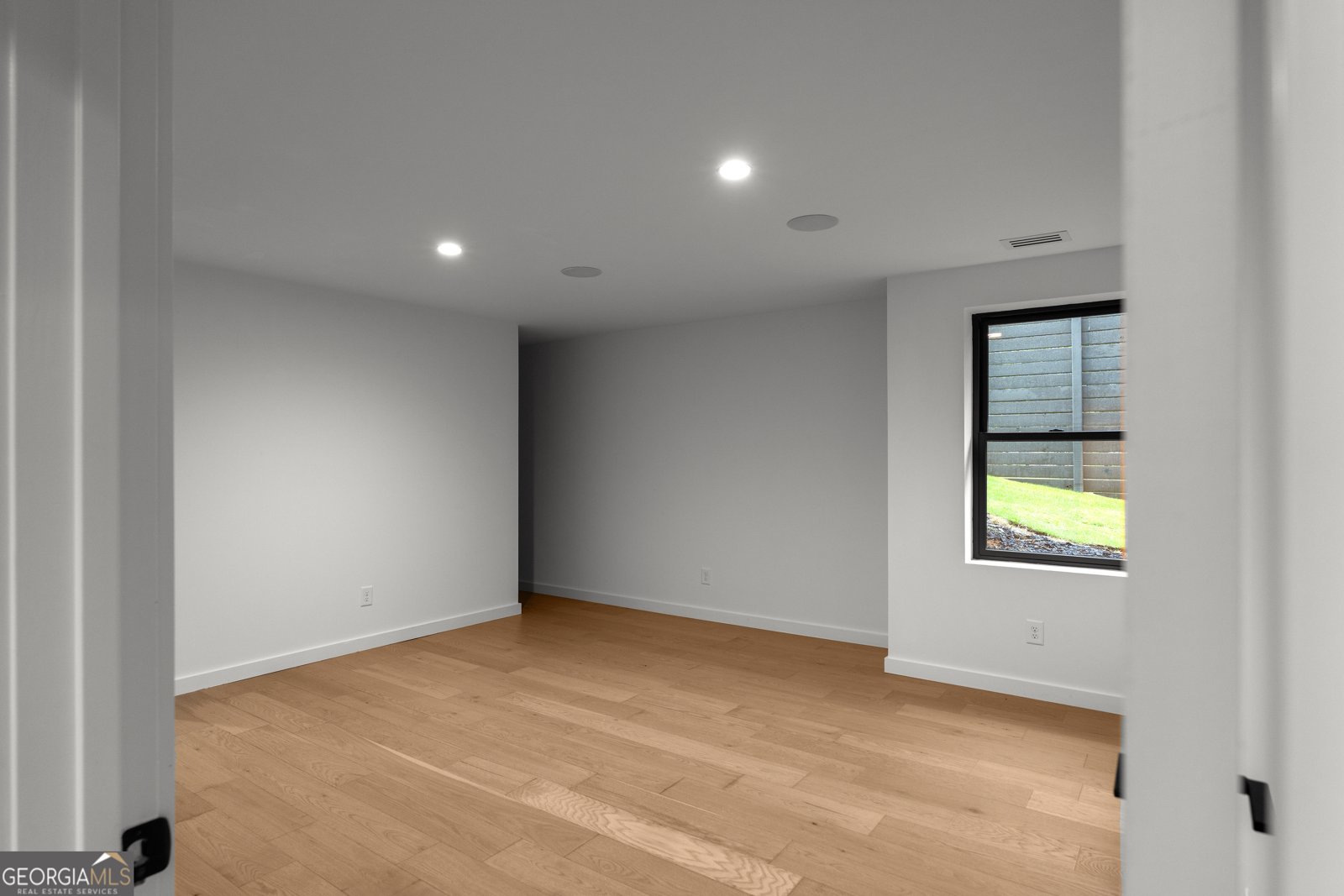 3566 Cantrell Road Atlanta - 64