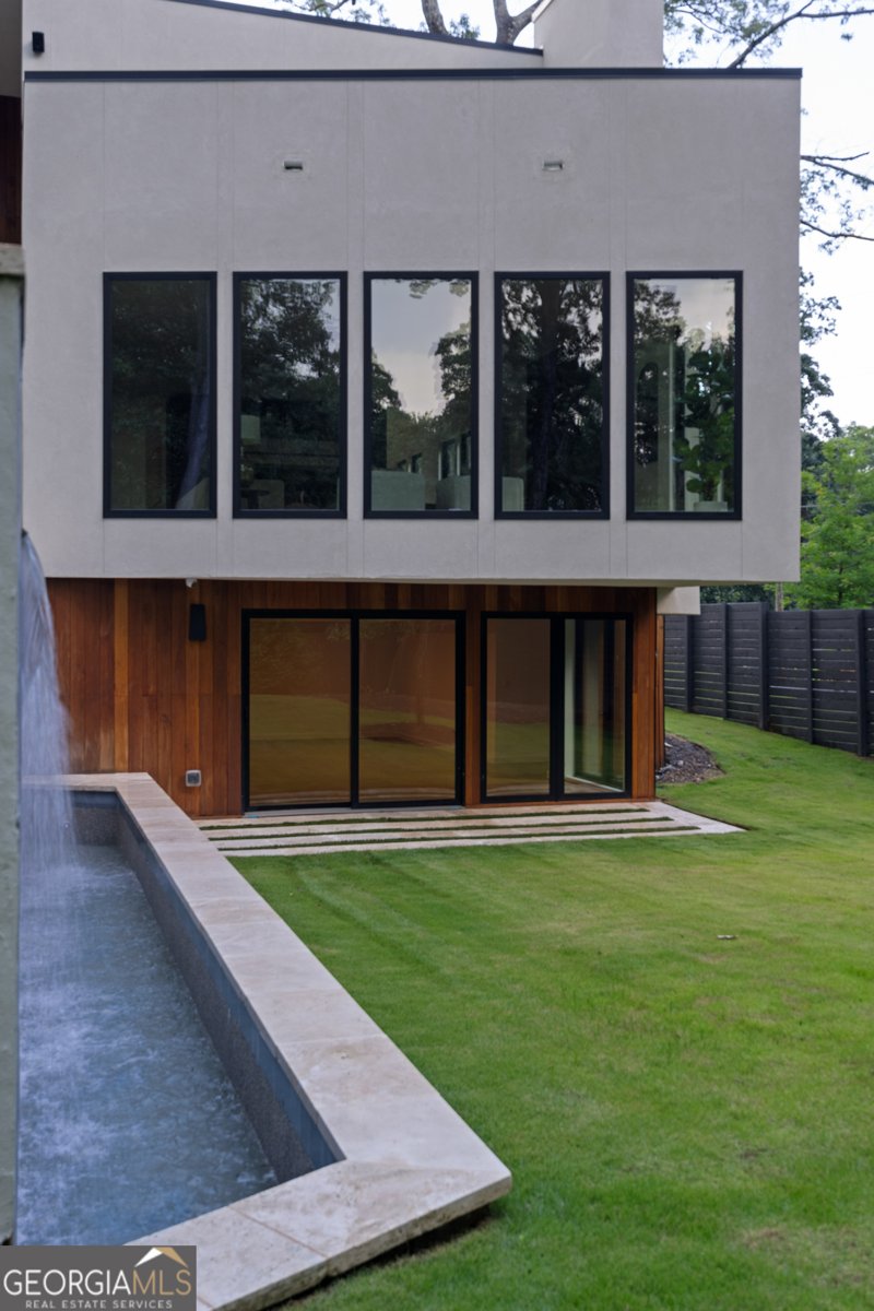 3566 Cantrell Road Atlanta - 73