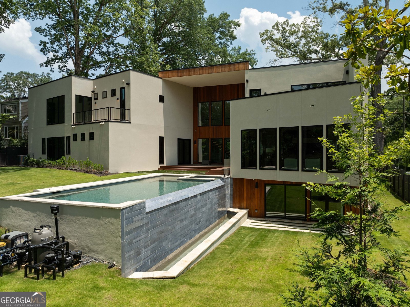 3566 Cantrell Road Atlanta - 79