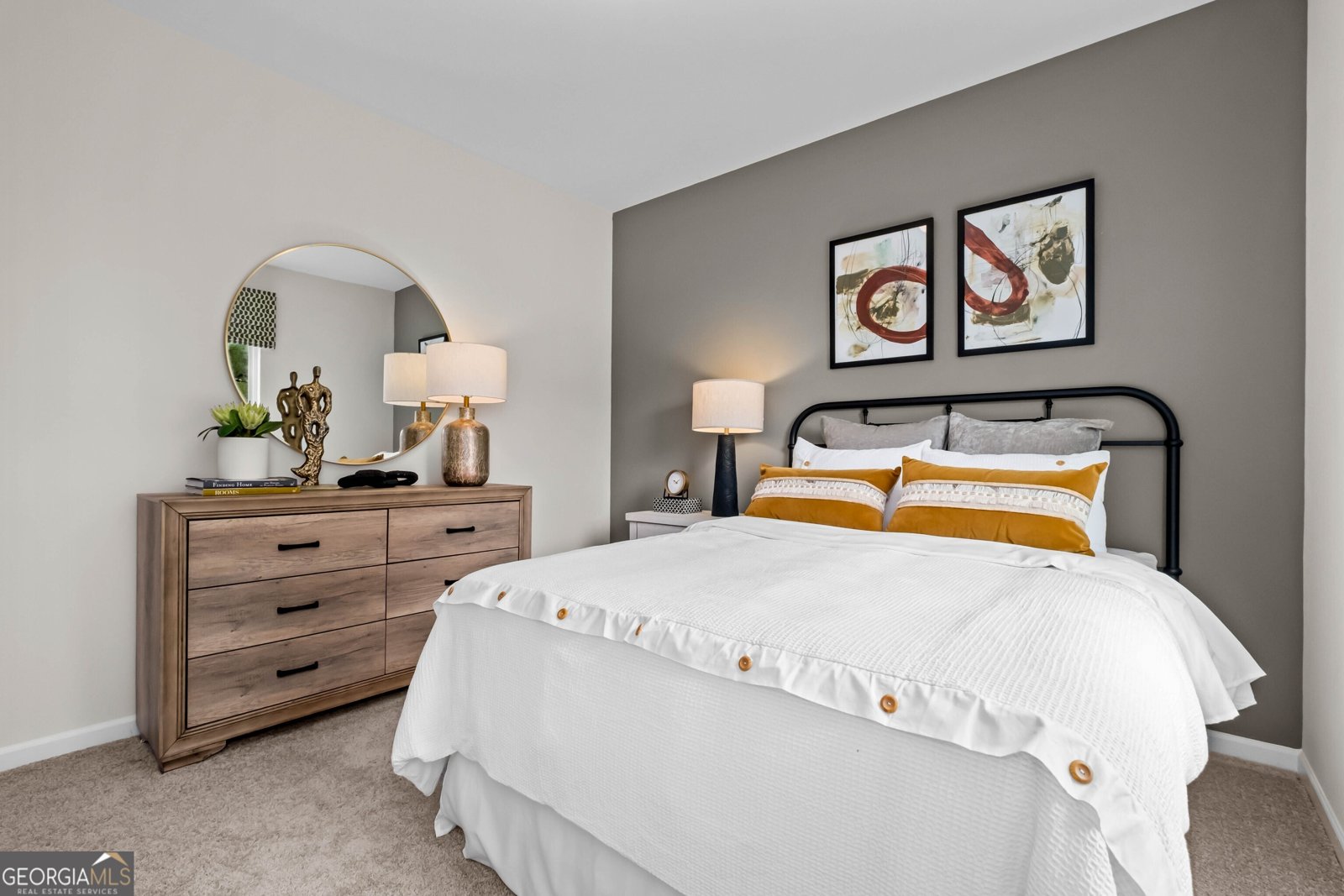 852 Kensington Street Kingston - 25