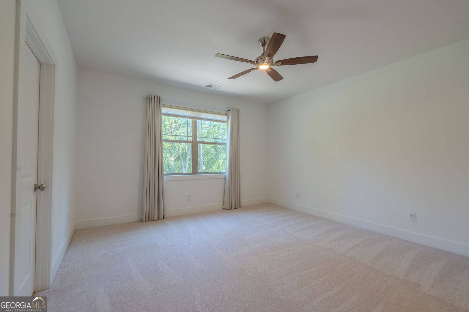226 Heron Pointe View Canton - 26