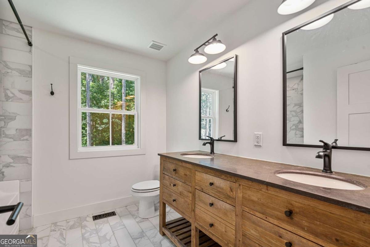 1085 Hall Station Road Adairsville - 19