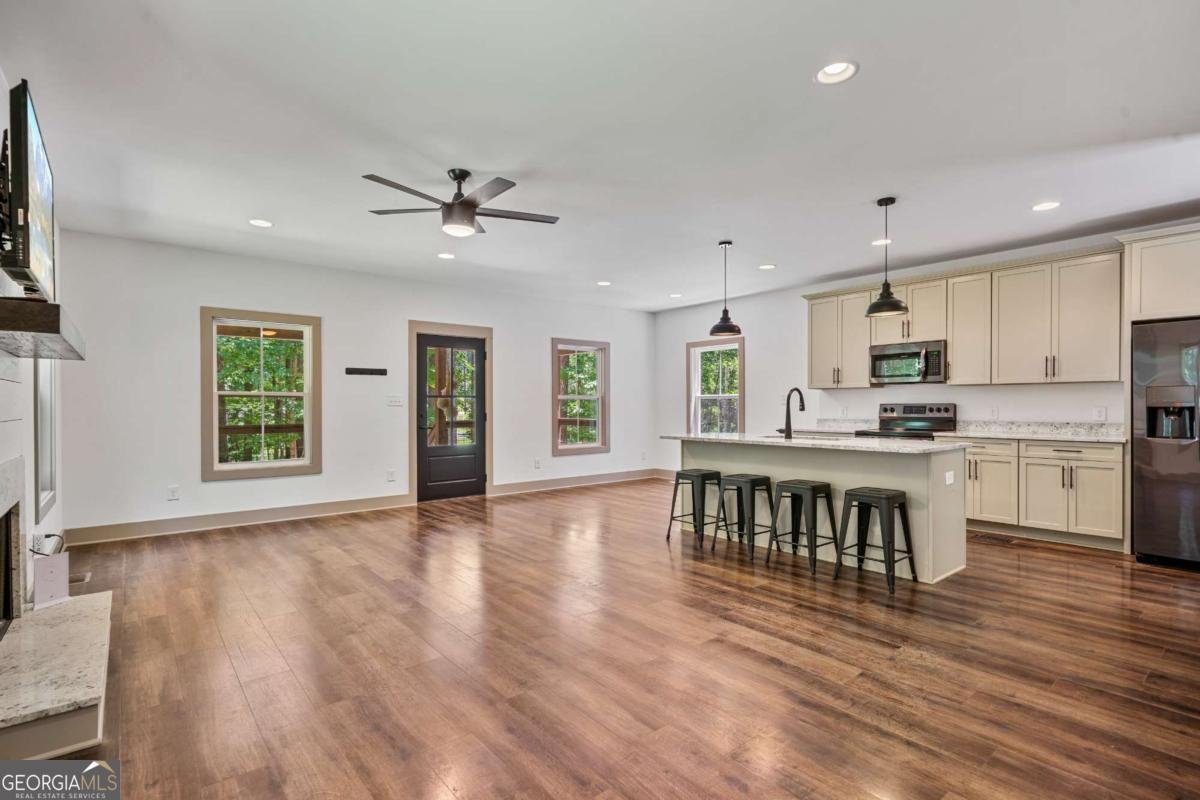 1085 Hall Station Road Adairsville - 5