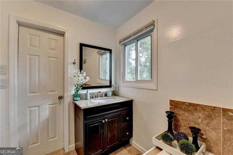 340 River Knoll Drive Atlanta - 44