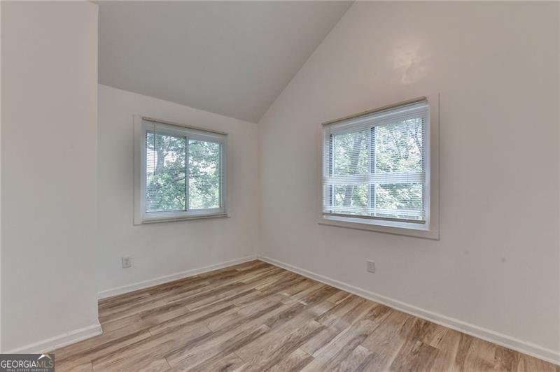 340 River Knoll Drive Atlanta - 57