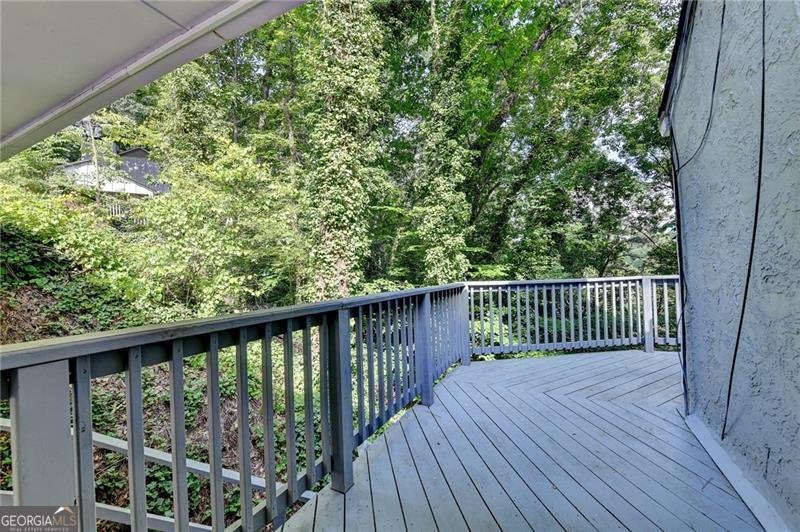 340 River Knoll Drive Atlanta - 73