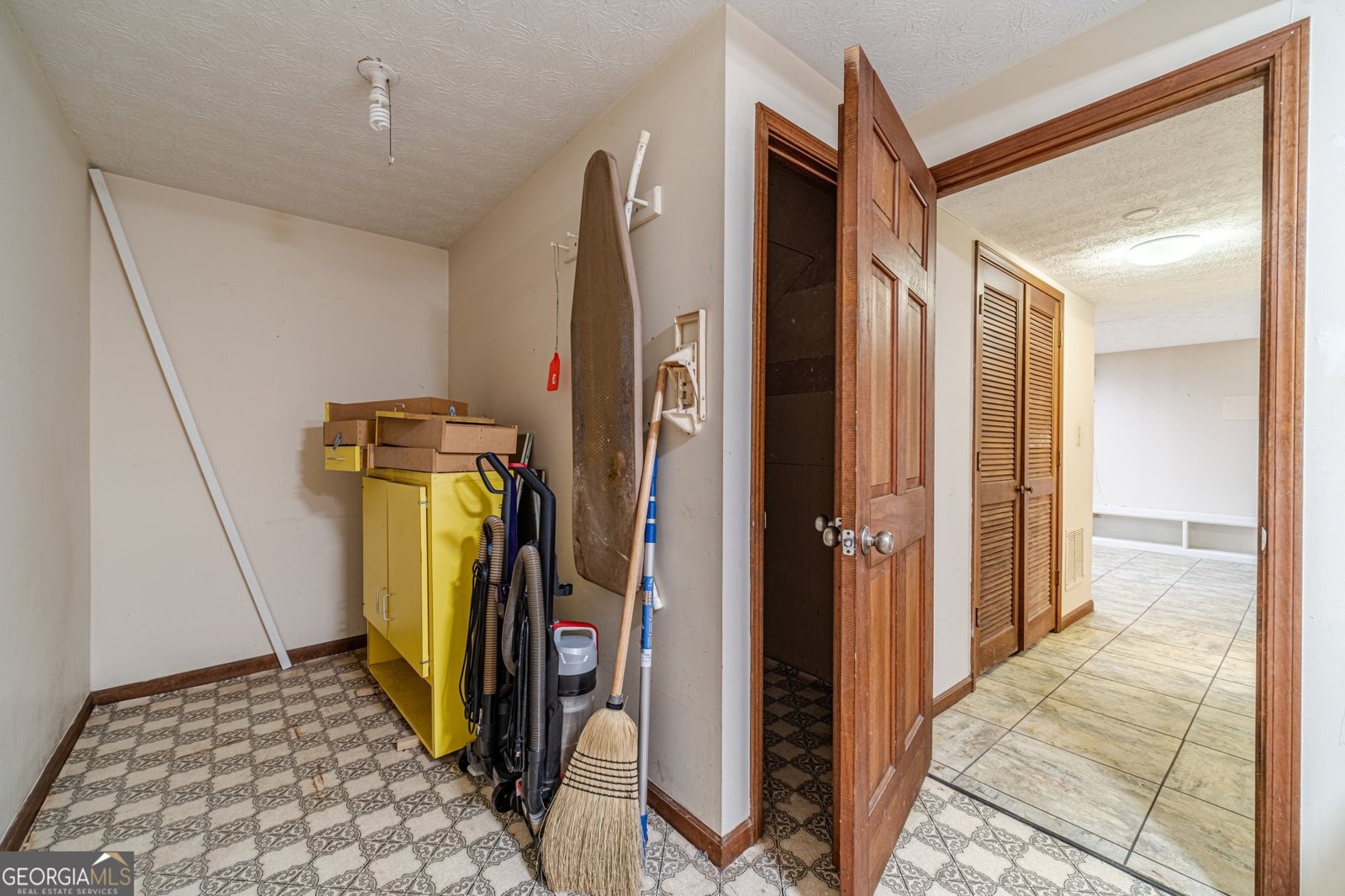 2612 Country Club Drive Conyers - 24
