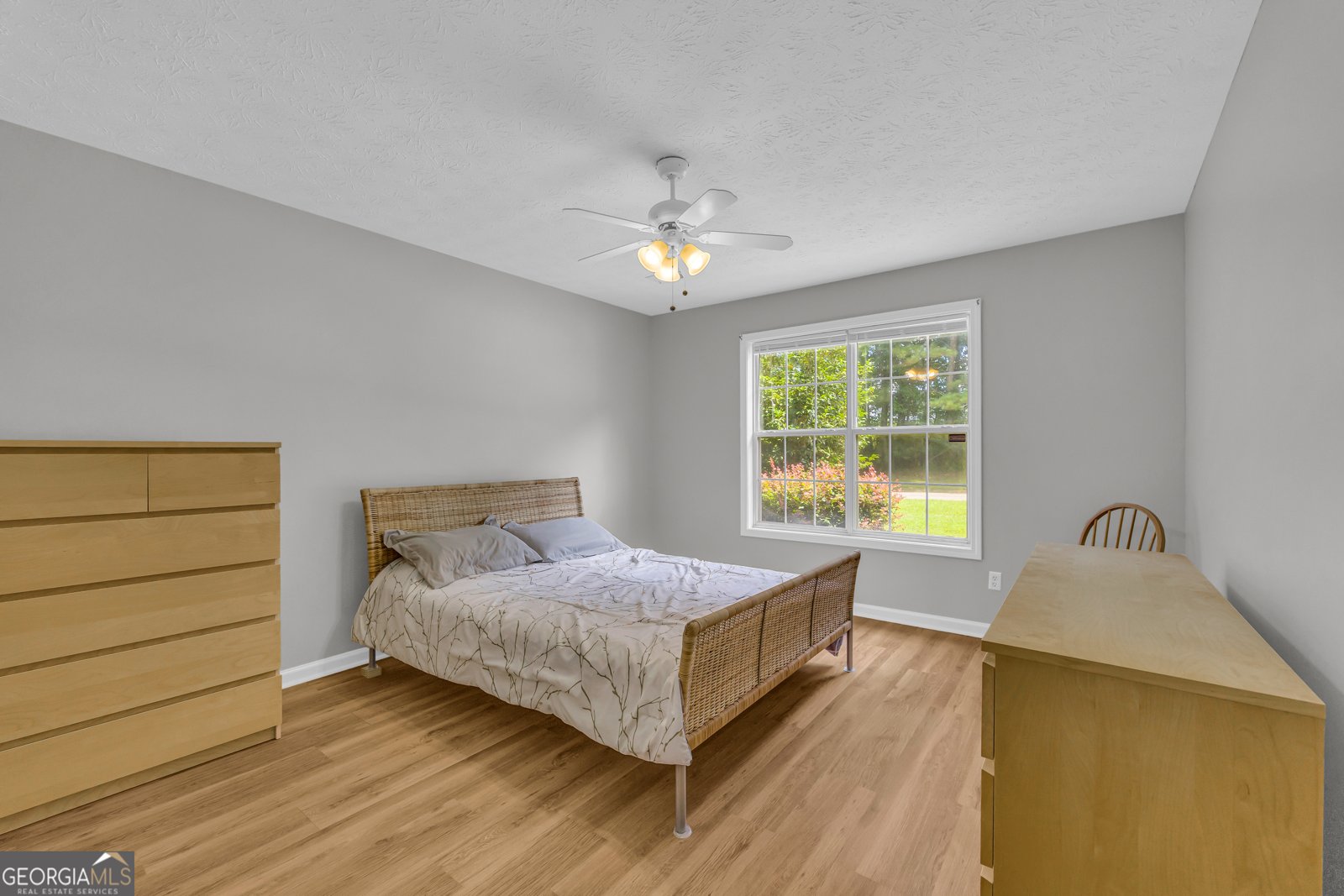 373 April Court Statham - 5