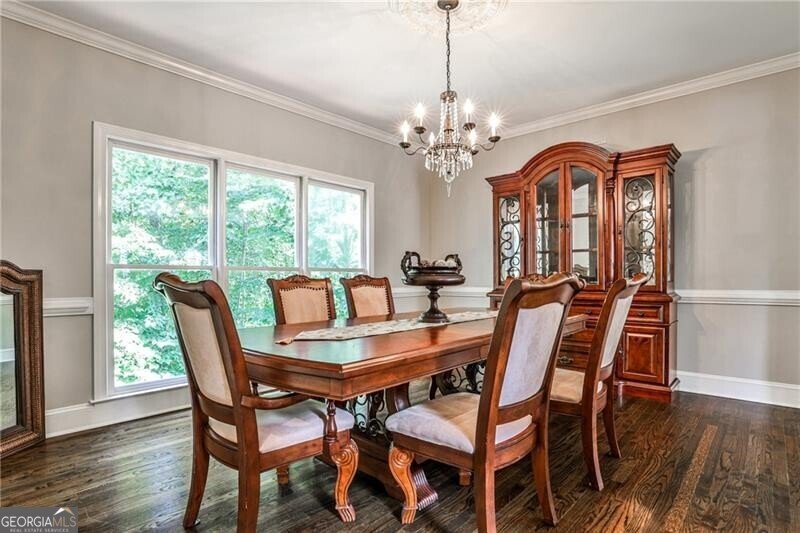 8440 Valemont Drive Sandy Springs - 17