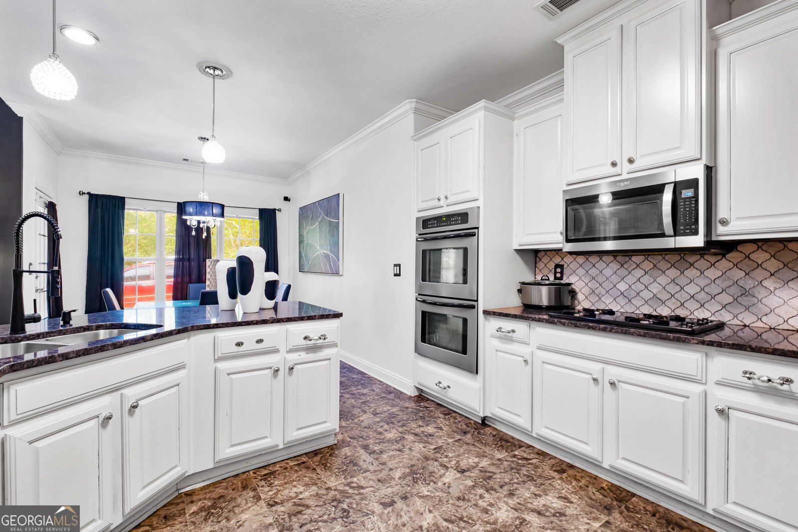 101 Constance Drive Locust Grove - 11